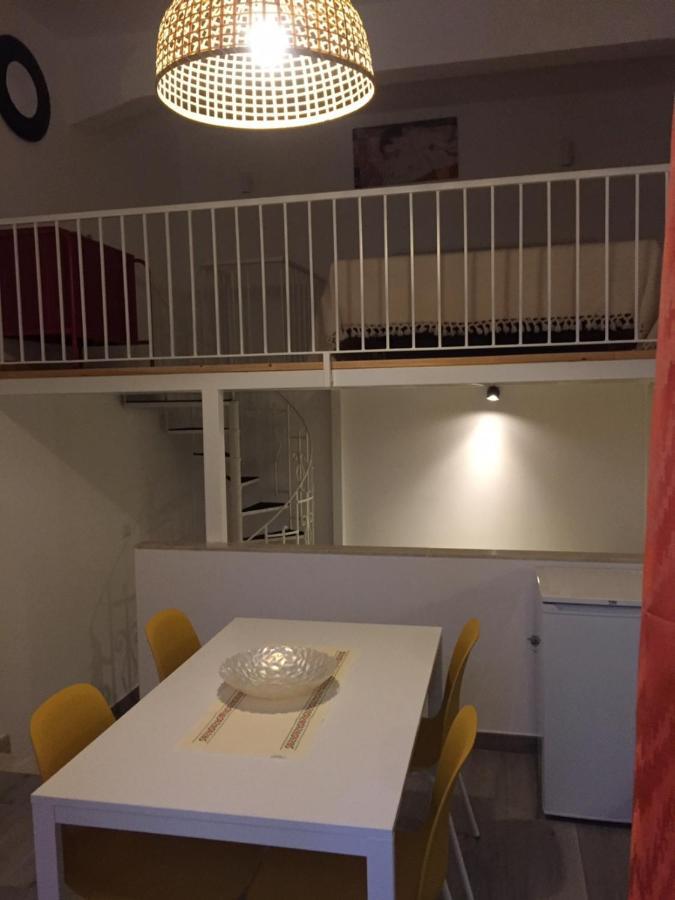 Casa Vacanze A Milorda Letojanni Buitenkant foto