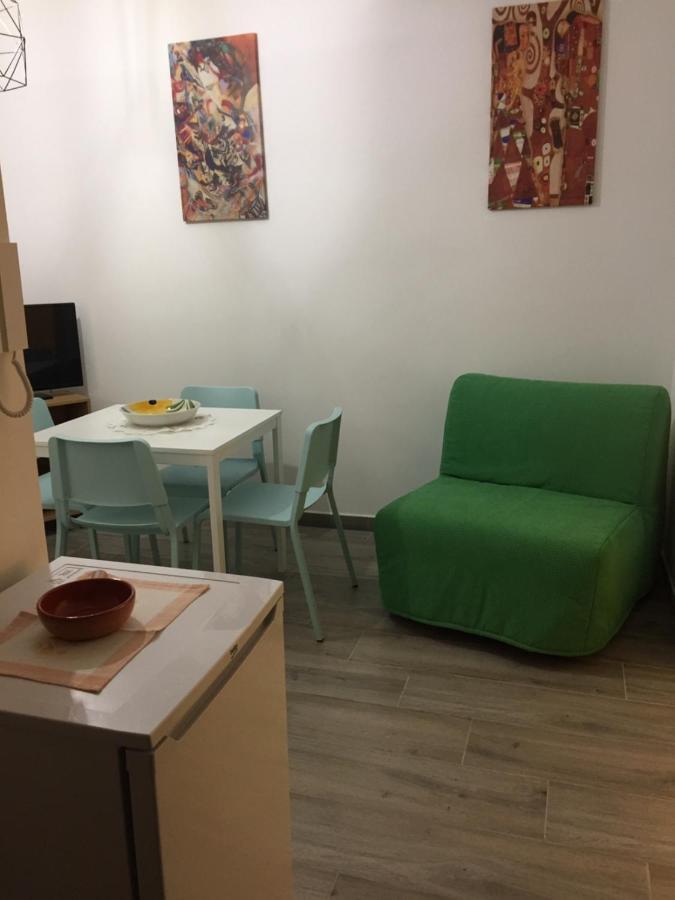 Casa Vacanze A Milorda Letojanni Buitenkant foto