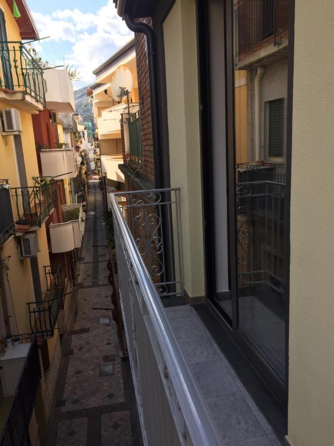 Casa Vacanze A Milorda Letojanni Buitenkant foto