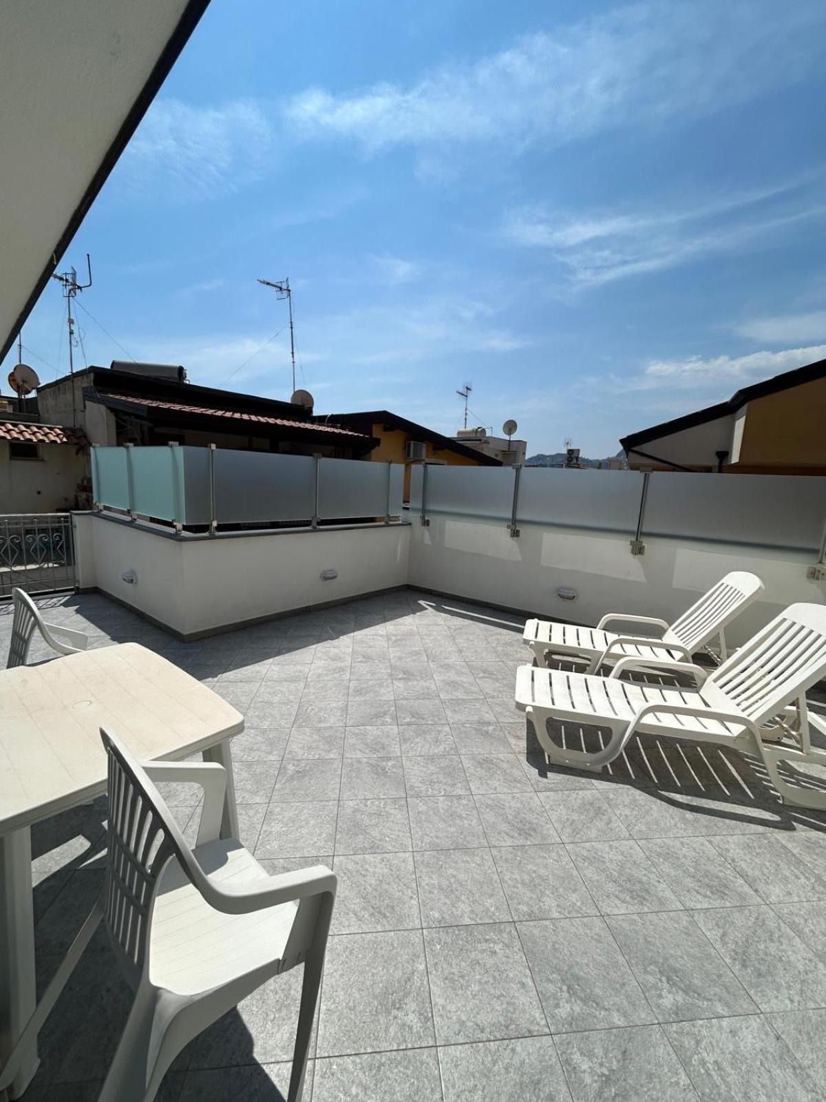 Casa Vacanze A Milorda Letojanni Buitenkant foto